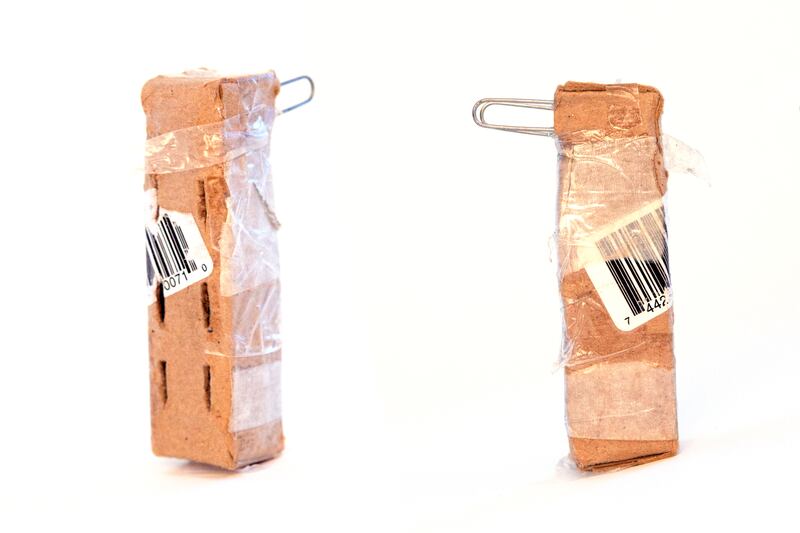 galleries/2015/03/14/etsy-in-jail-diy-in-the-clink/150313-prison-objects-02_ygavnj