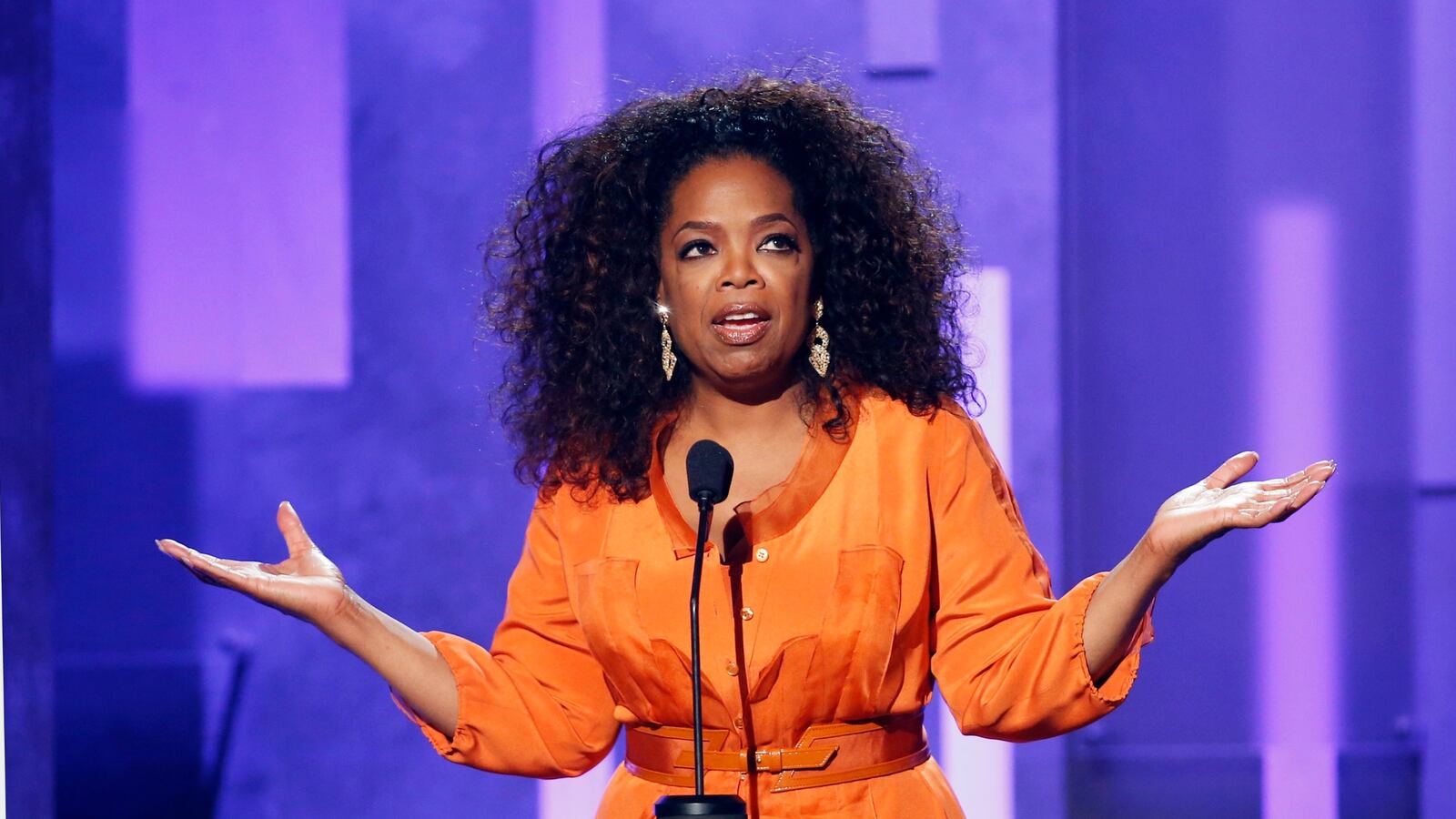 cheats/2015/10/19/oprah-makes-weight-watchers-stock-soar/151019-oprah-cheat_bzqauz