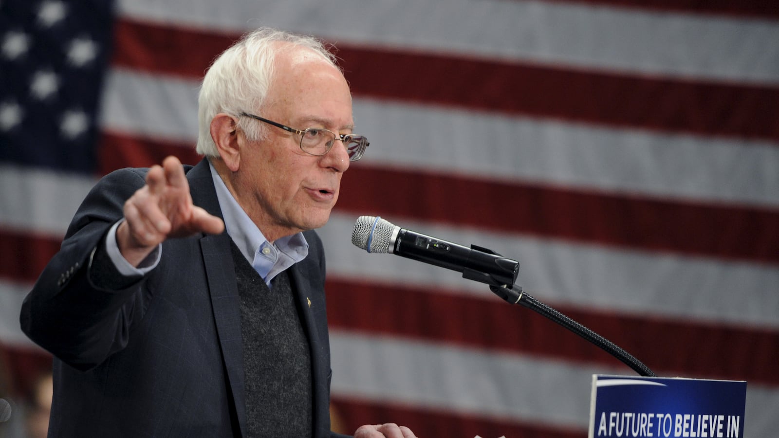 articles/2016/01/26/can-bernie-sanders-break-hillary-clinton-s-south-carolina-firewall/160125-taylor-bernie-tease_tbgsni