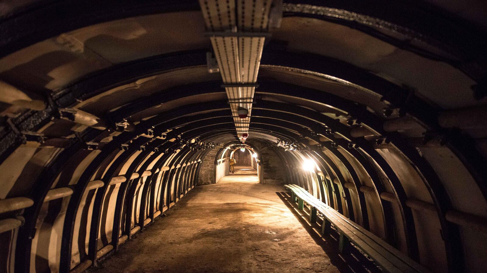 articles/2015/08/28/is-poland-s-long-lost-gold-train-a-final-nazi-trap/150828-chapman-nazi-gold-tease_apqpce