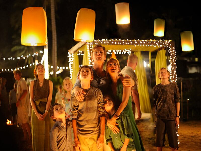 galleries/2012/12/10/holiday-movie-preview-les-miserables-the-hobbit-more-photos/holiday-movie-impossible_hfvoyy