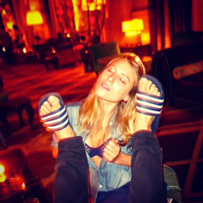 galleries/2013/08/17/11-best-fashion-instagrams-photos/130817-fashion-instagram-blasberg_j5d9ai