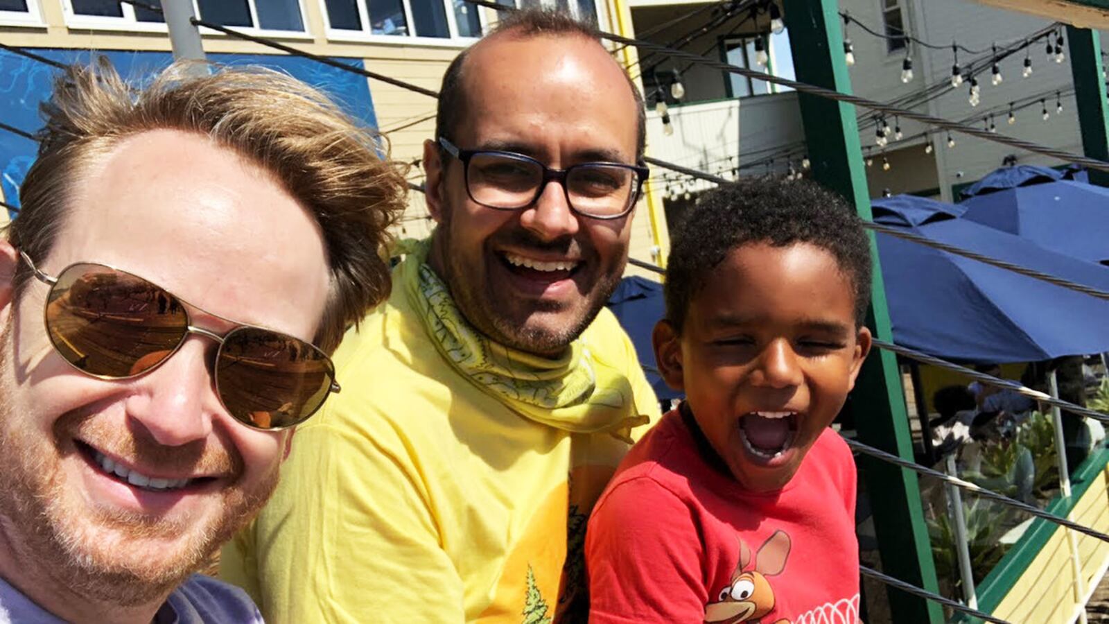 220414-Teeman-couple-amtrak-embed-01_c1gajr