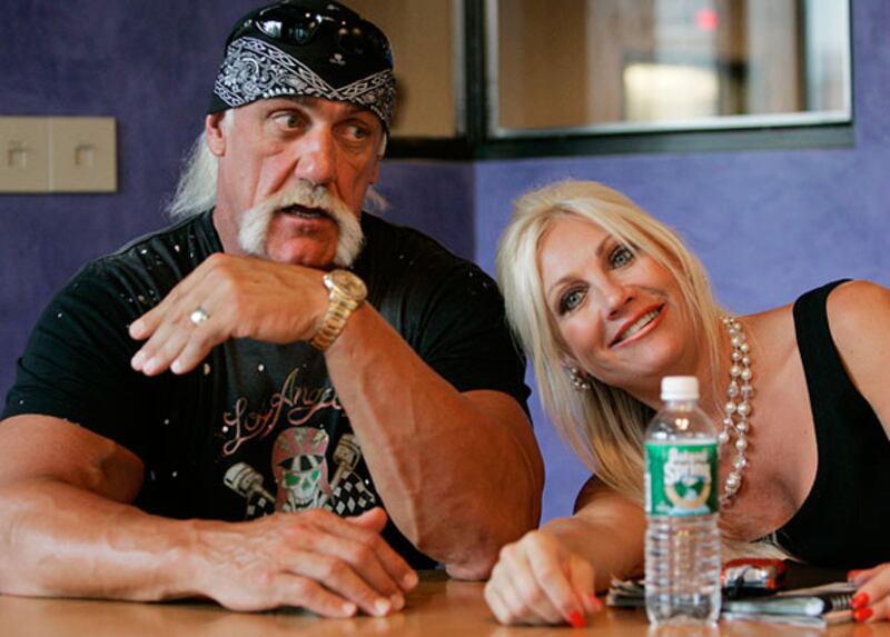 galleries/2009/03/26/hideous-celebrity-breakups/celeb-divorces---hulk-linda-hogan_bivvbf