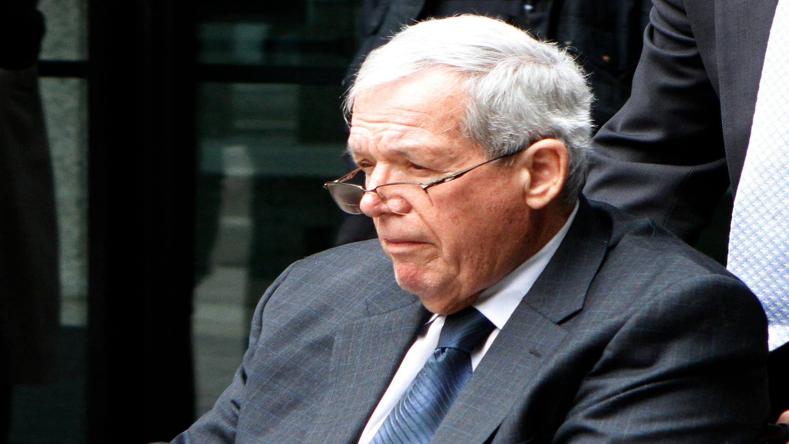 170528-speaker-hastert-assault-claim-cheat_ok49yl