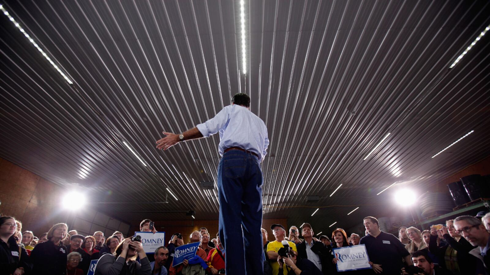 articles/2012/01/02/michael-tomasky-why-iowa-is-mitt-romney-s-do-or-die-moment/mitt_s-do-or-die-moment-tomasky_ydvtb6