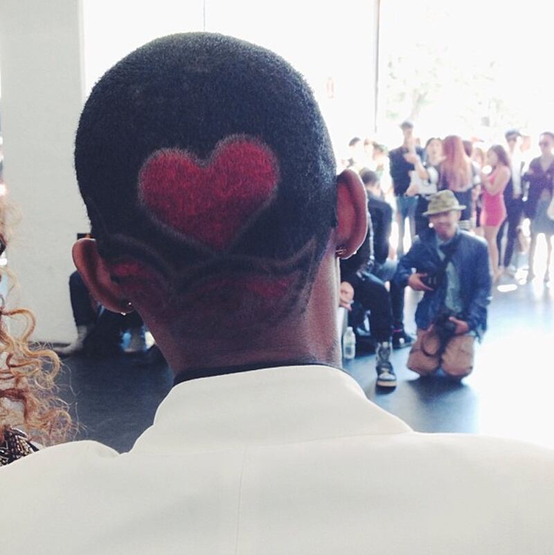 galleries/2013/09/08/14-best-fashion-instagrams/130906-lucky-insta_ill2fa