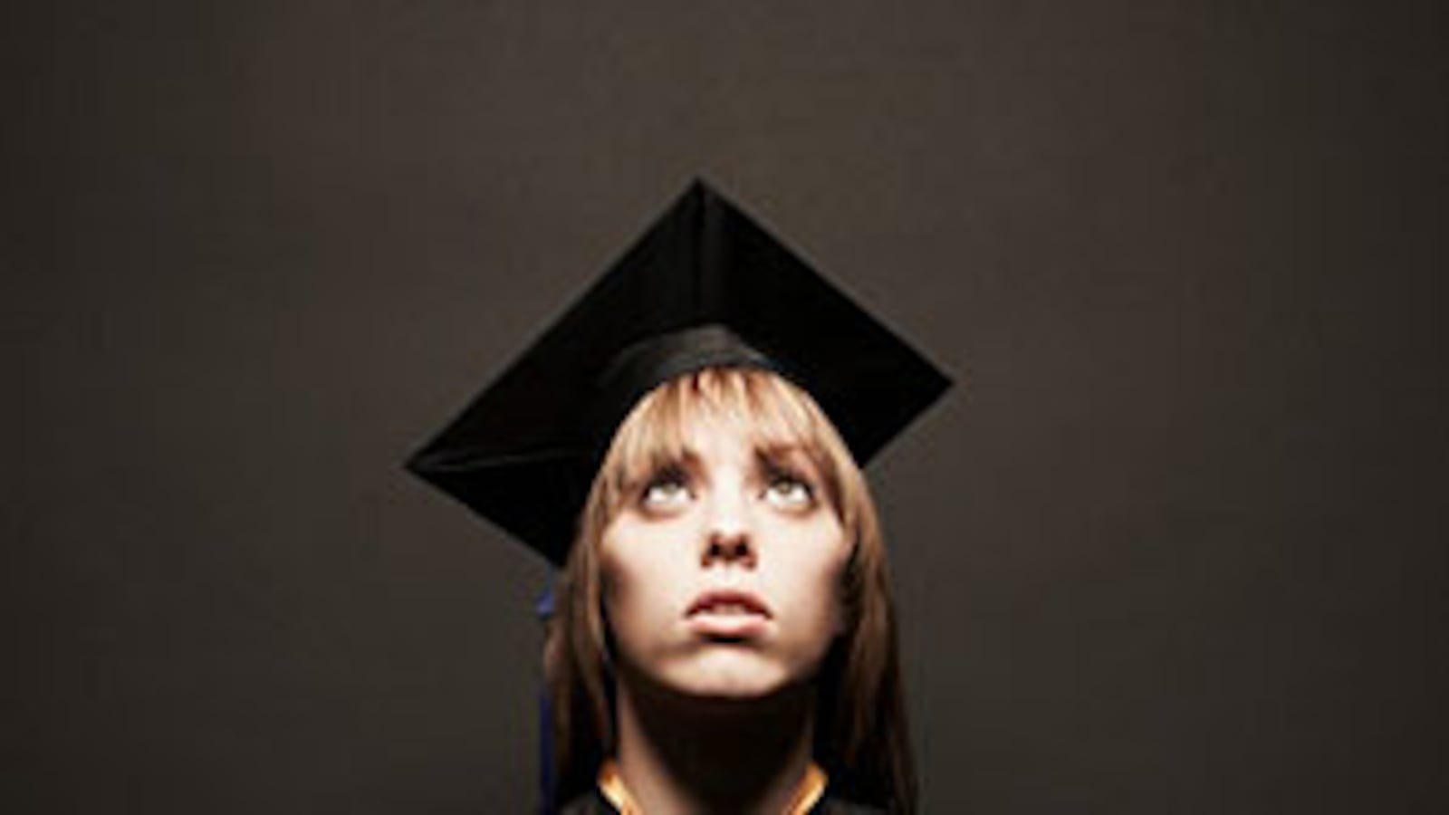 articles/2009/03/09/is-this-the-worst-year-to-graduate-college-ever/bissonnette-scared-graduates_16358_xbkxza