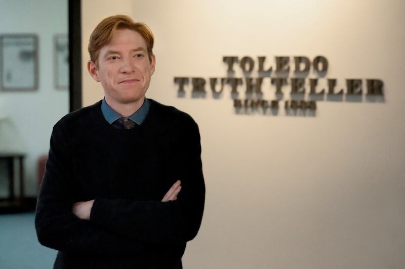 Domhnall Gleeson as Ned Samson, the new Editor-in-Chief of the Toledo Truth Teller in Peacock's 'The Paper.' Photo by: Aaron Epstein/PEACOCK.