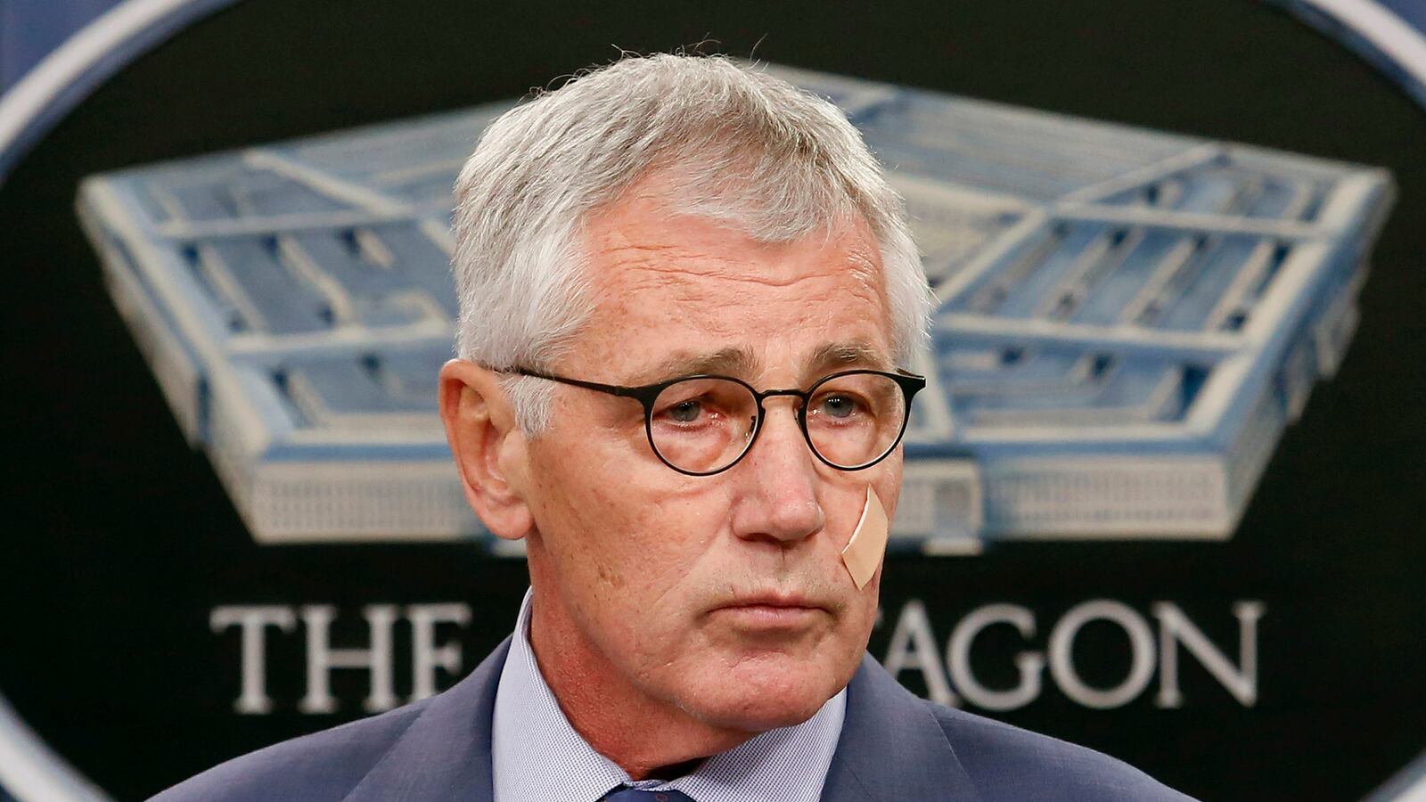 cheats/2014/11/24/chuck-hagel-out-as-defense-secretary/141124-chuck-hagel-cheat_kt4y0o