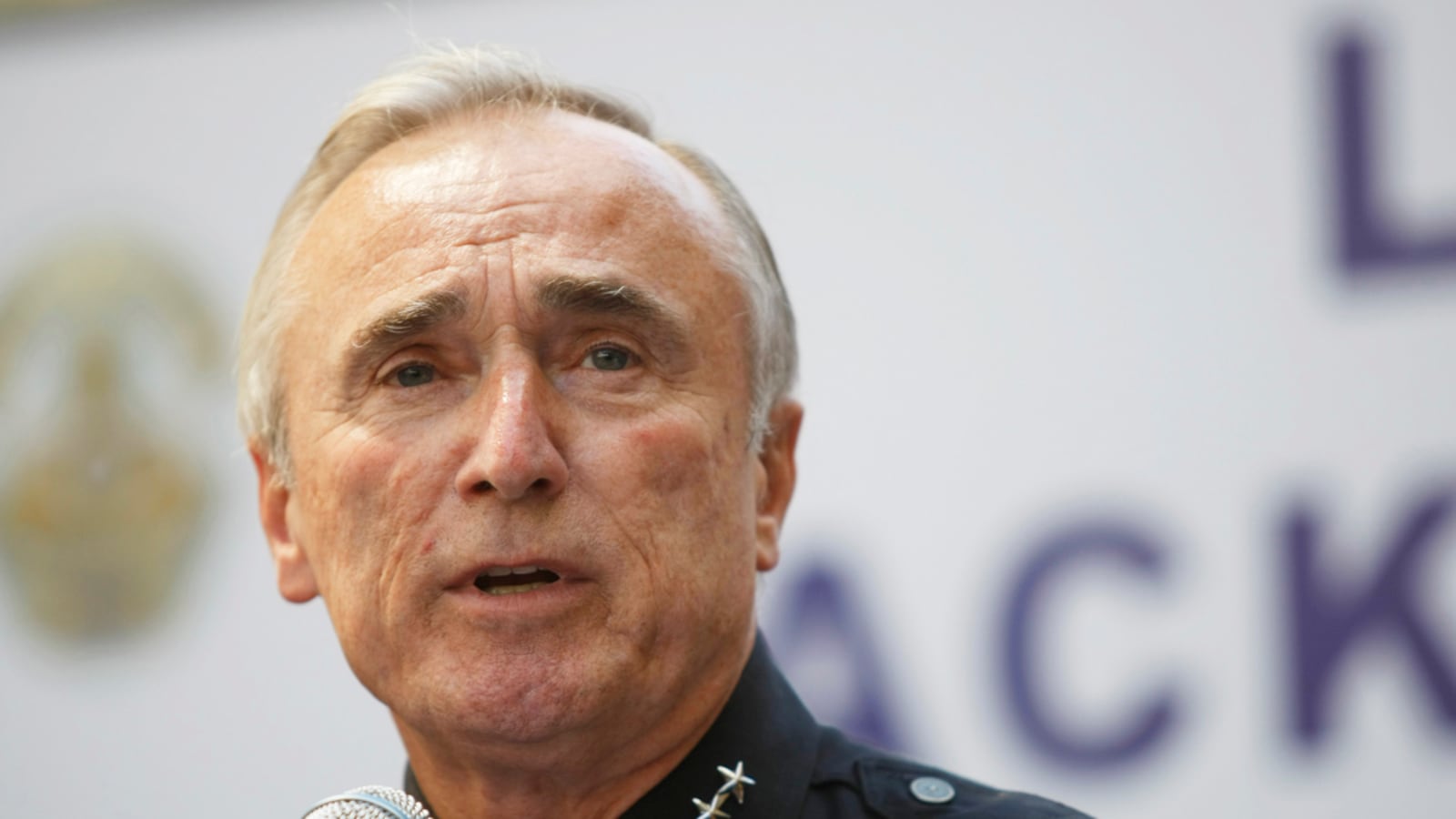 articles/2011/08/15/william-bratton-can-former-new-york-cop-save-britain-from-riots/william-bratton-underhill_yvwyfr