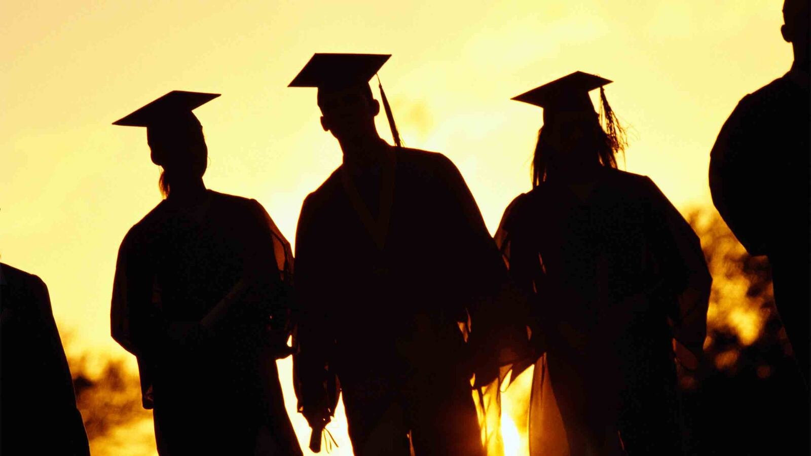 170809-pitner-deportation-tease_gqvglw