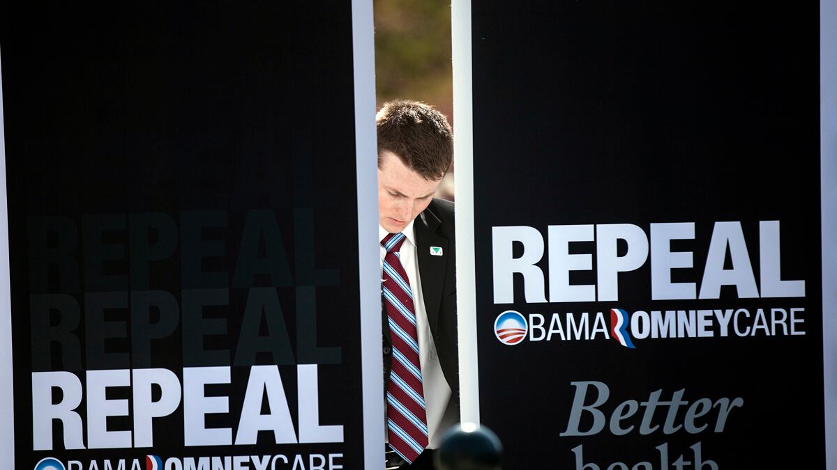 articles/2012/03/27/why-the-right-turned-its-back-on-the-individual-mandate/right-wing-obamacare-avlon_o5akau