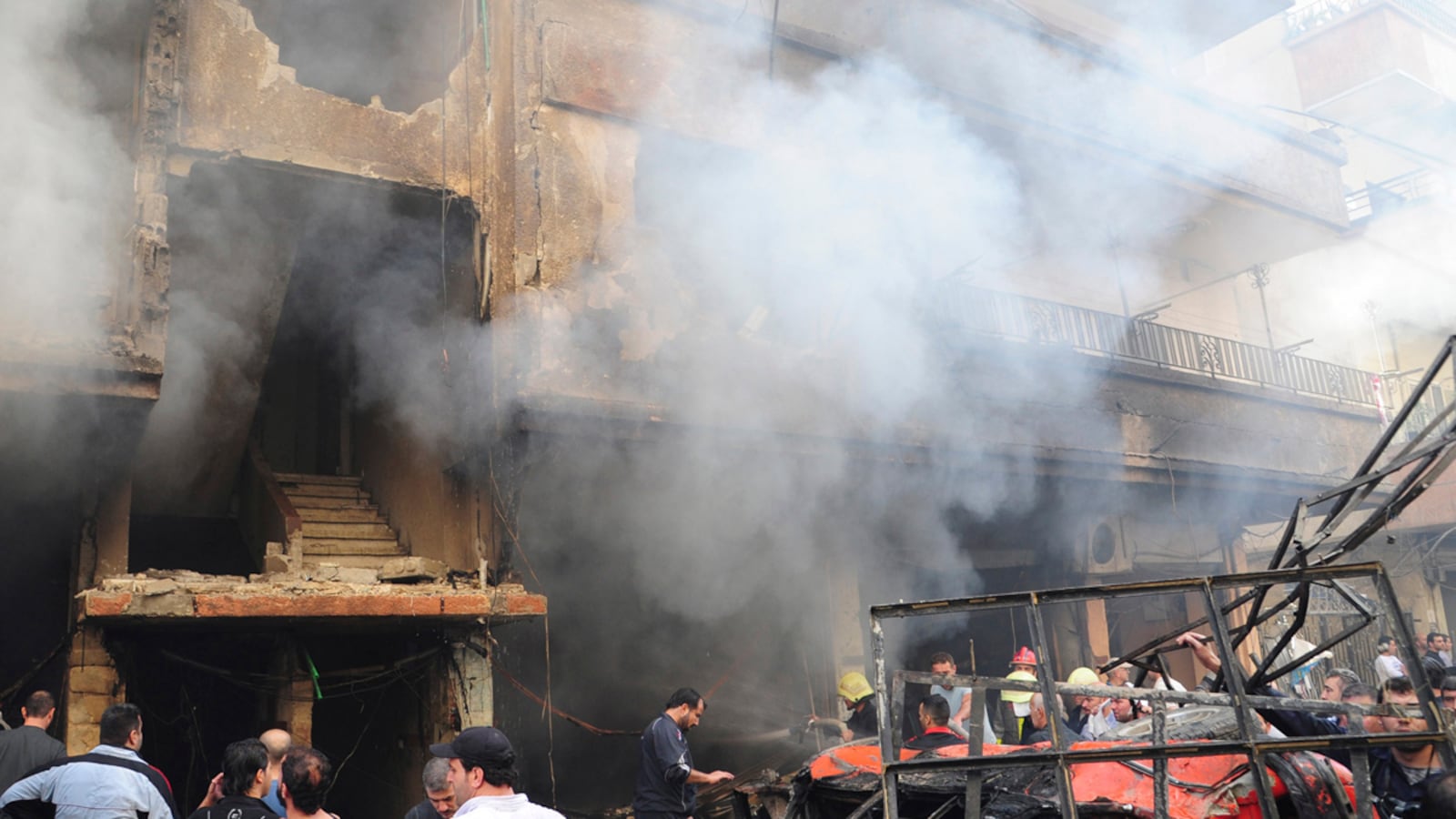 cheats/2012/10/30/damascus-rocked-by-twin-blasts/syria-twin-bombs-rock-damascus-cheat_eg8awq