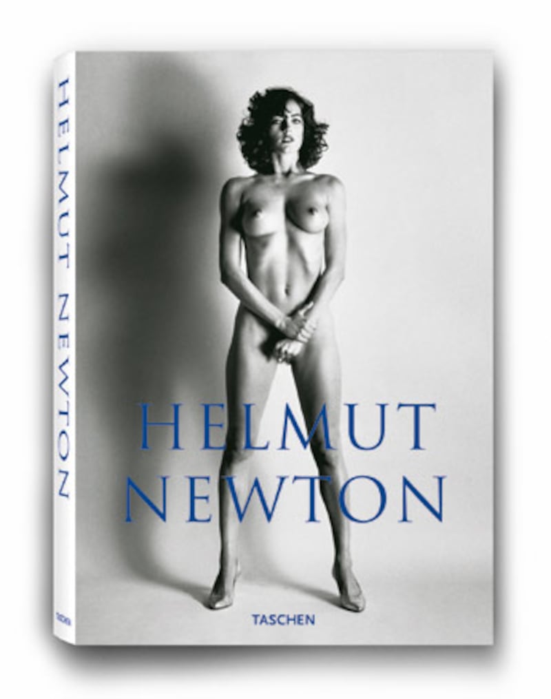 galleries/2009/09/15/helmut-newton/newton-8_rih5qm
