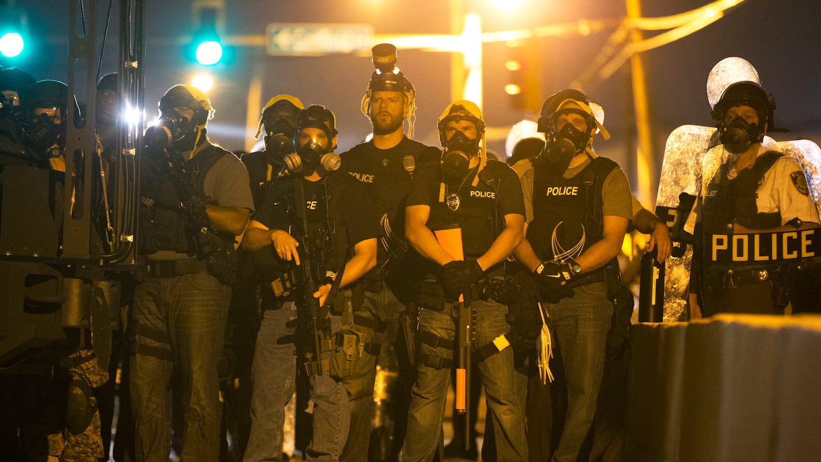 cheats/2014/08/23/wh-to-review-military-transfers-to-cops/140823-ferguson-cheat_esobin