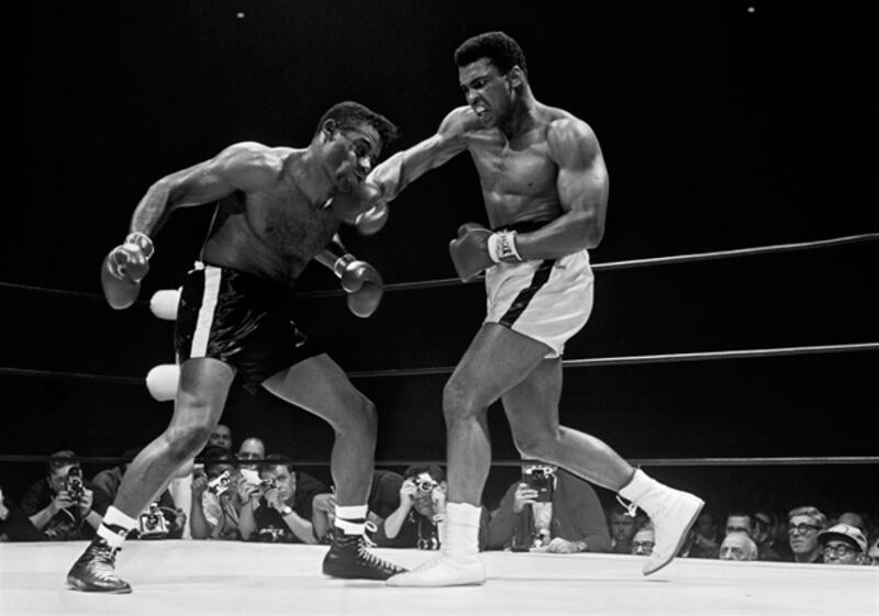 galleries/2009/01/13/american-icons/schiller-american-icons-13_ssvtnh