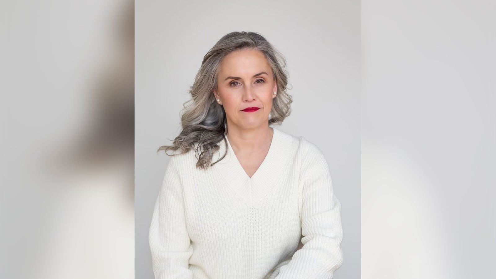 nicole-lachapelle-floater_mtkvmu