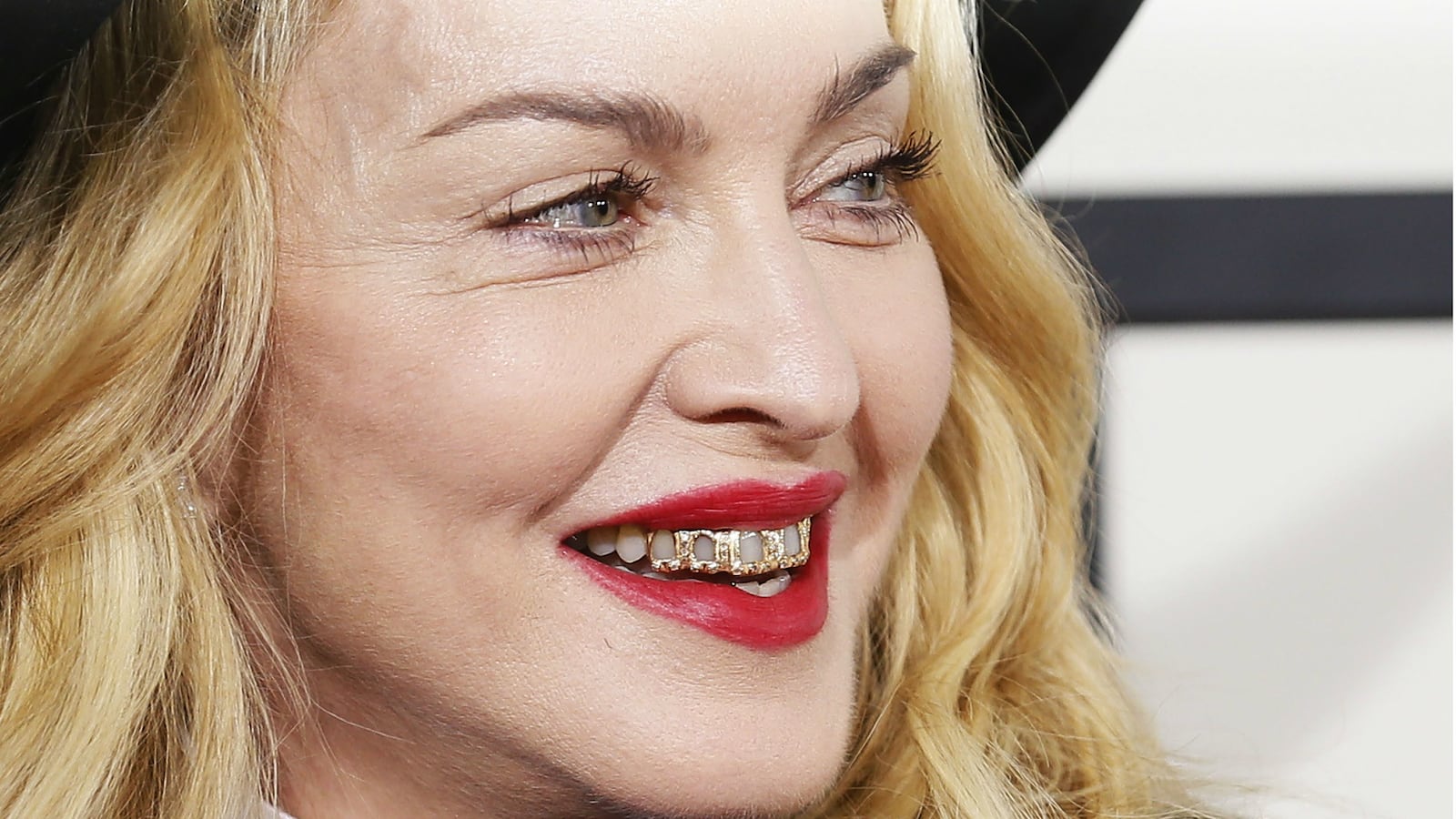 cheats/2014/12/24/14-more-madonna-tracks-leaked/141224-madonna-cheat_fwywyr