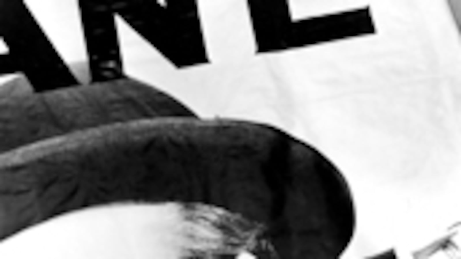 articles/2009/01/19/let-newspapers-die-already/kramer-newspapers_11025_z6yems