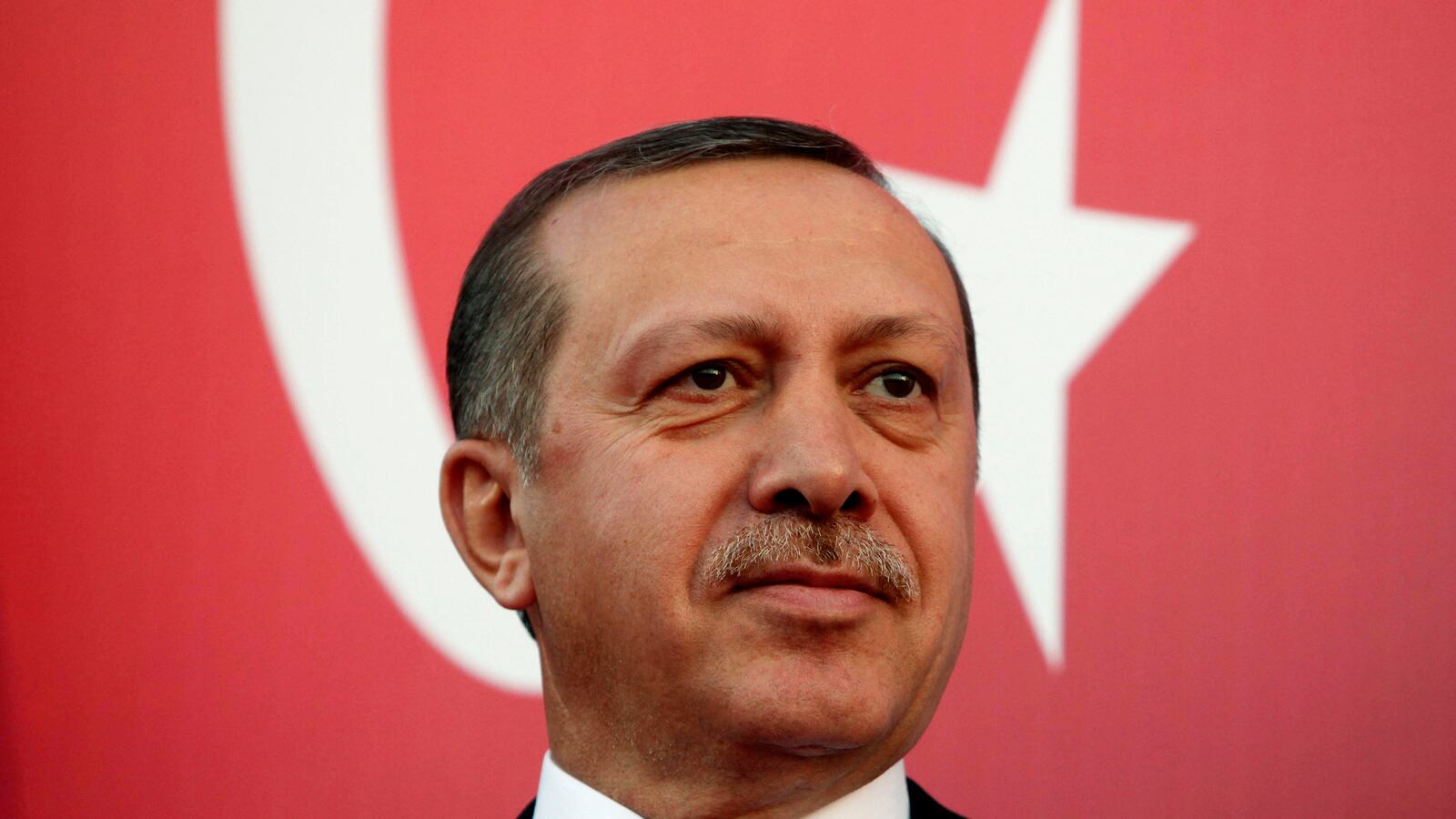 cheats/2014/03/08/turkey-may-ban-facebook-youtube/140227-tayyip-erdogan-tease_bysoia