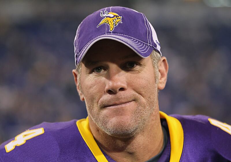 galleries/2010/11/18/the-10-biggest-career-crashes/career-crashes---favre_ni4c5c