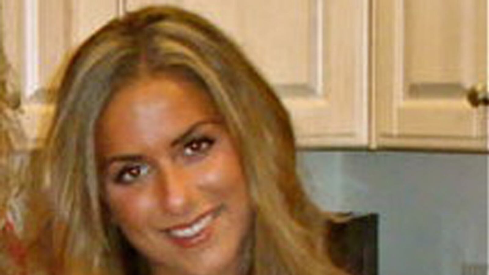 articles/2013/02/07/jewelry-designer-commits-suicide-leaves-grudge-list-in-vuitton-bag/130207-ashley-riggitano-tease_avug6e