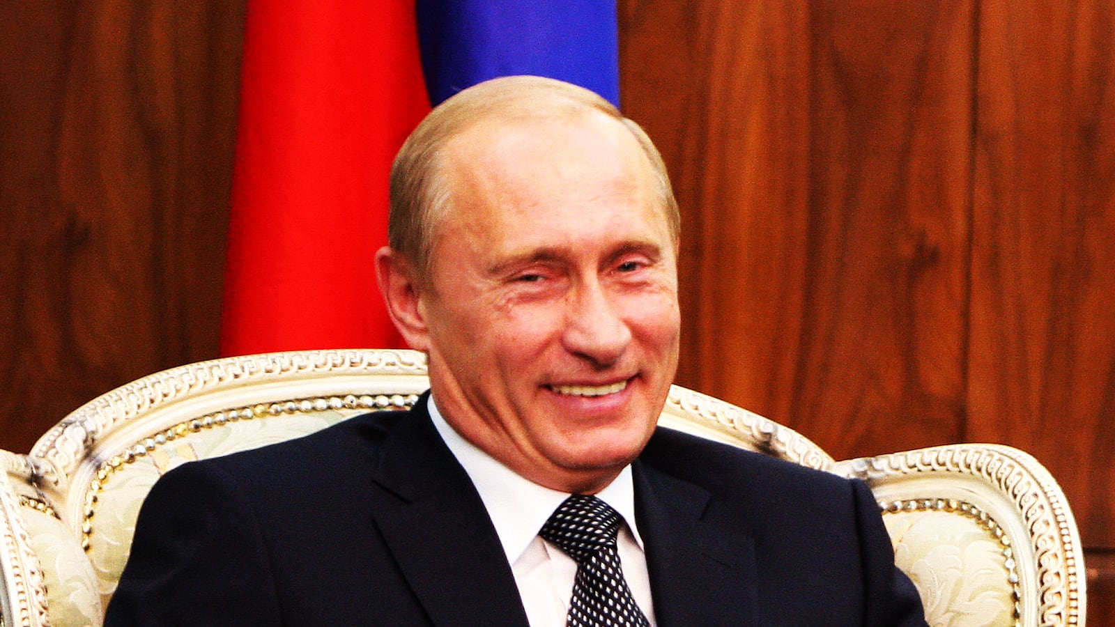 200729-burns-russian-tease_bbxhsu