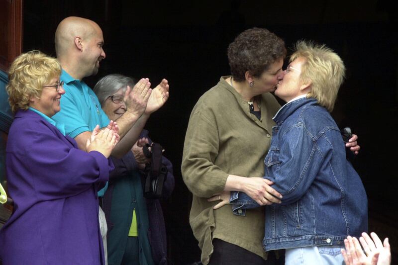 articles/2014/05/18/even-conservative-judges-can-t-deny-the-constitutional-logic-of-same-sex-marriage/140516-schlanger-marriage-tease_lwzdhd