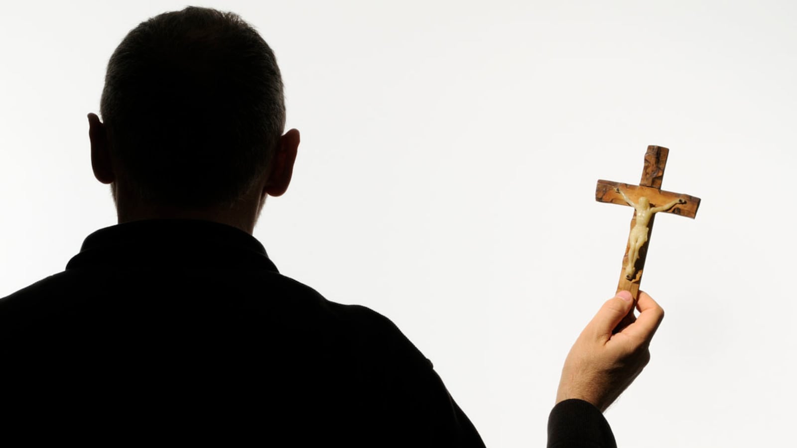 articles/2012/12/30/sovereign-citizens-are-a-sometimes-violent-fringe-group-rejecting-all-government/ross-sovereigns-tease_ppfgt9