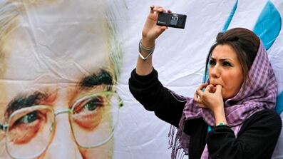 articles/2009/06/17/the-media-can-profit-from-twitters-big-week/kramer-twitter-media_32587_i8m1fg