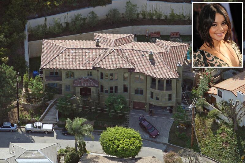 galleries/2011/10/07/frances-bean-cobain-miley-cyrus-and-more-teen-celebs-mansions-photos/teen-mansions-vanessa-hudgens_yzoot0