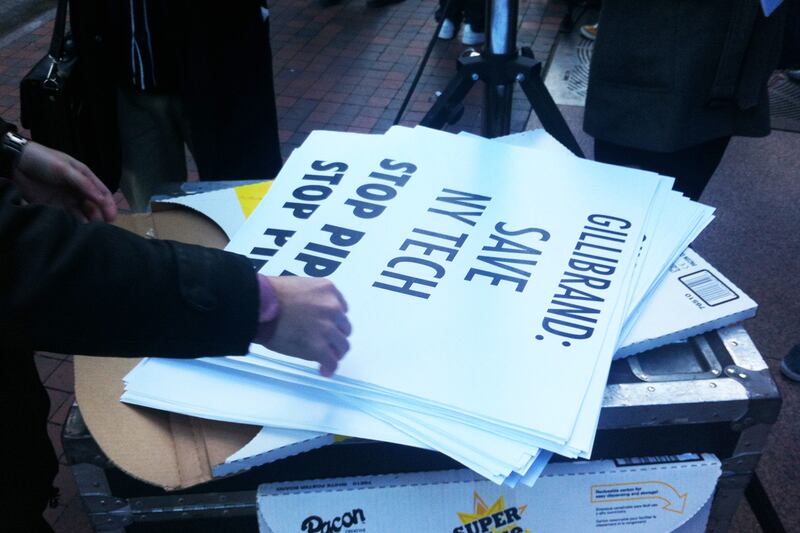 galleries/2012/01/18/anti-piracy-protest-photos/sopa-protest-4155_n7xhs3