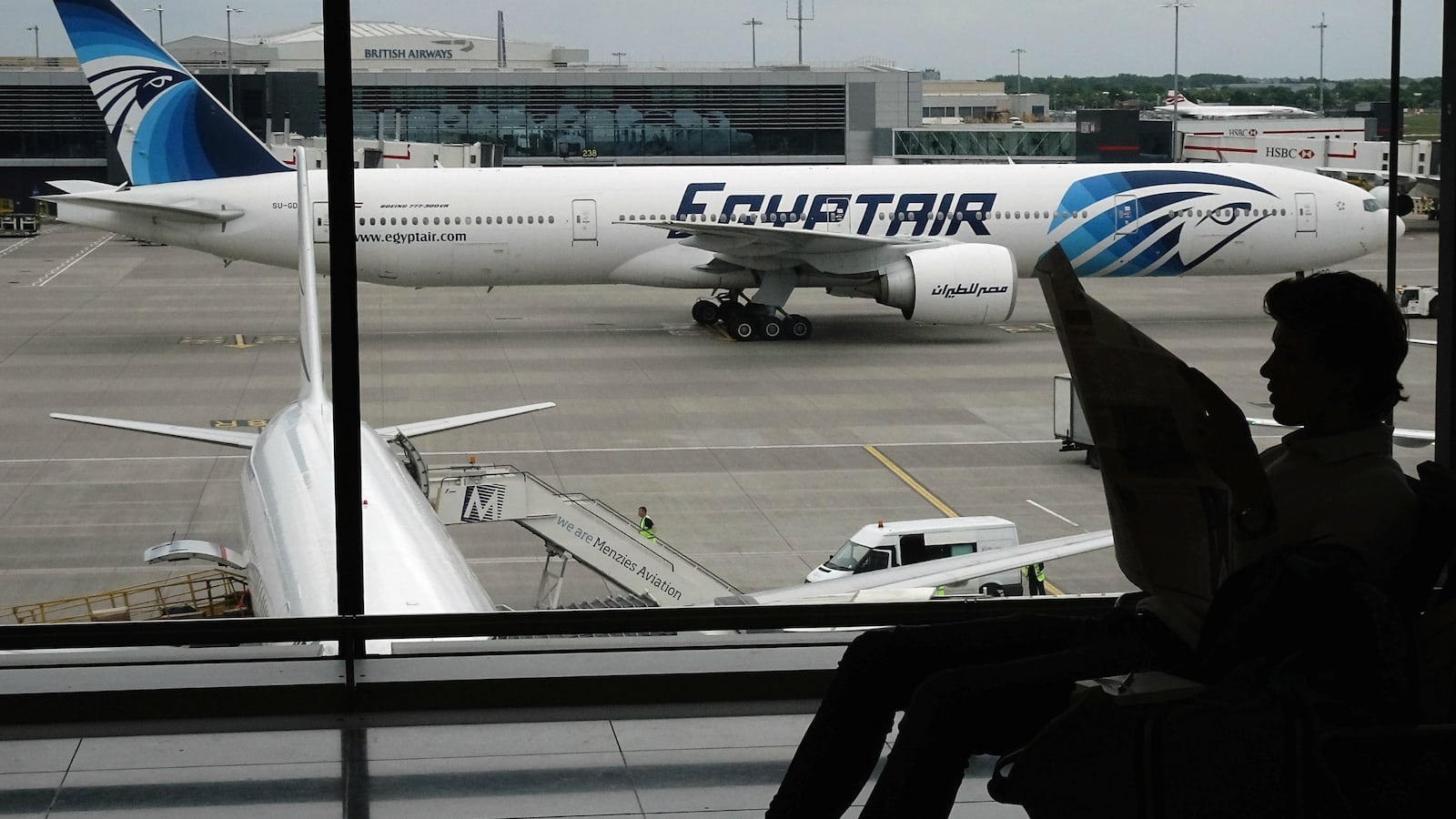 cheats/2016/05/21/report-egyptair-black-boxes-found/160521-black-boxes-cheat_zq0zre