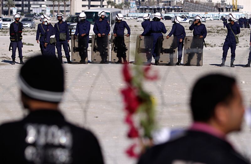galleries/2011/02/18/bahrain-riots/bahrain-riots-update-5_bggoyk