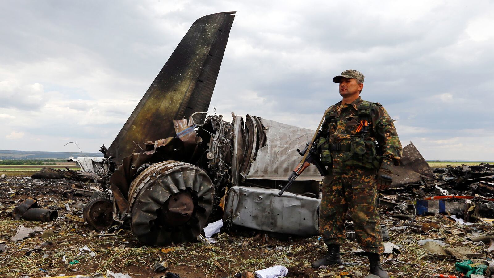 articles/2014/07/20/live-updates-on-the-battle-over-mh17/140718-irving-mh17-tease_skr4ai