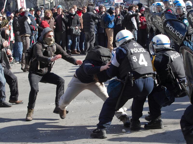 articles/2012/04/28/quebec-students/quebec-riots_sdtql3