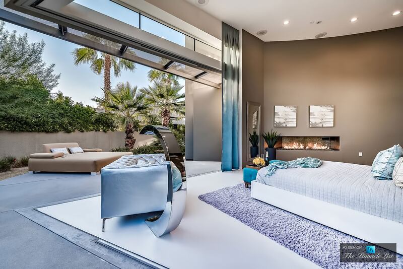 180213-mcnearney-omg-i-want-this-house-ranch-mirage-55_ybnizo