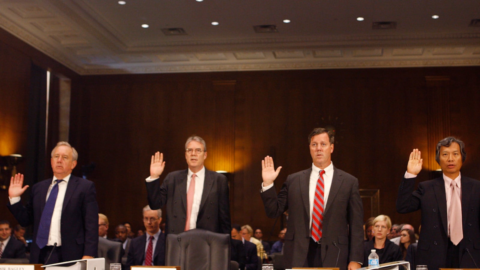 articles/2012/07/18/hsbc-report-should-result-in-prosecutions-not-just-fines-say-critics/hsbc-senate-hearing-singal_aioj1n