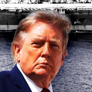 Donald Trump, USS Abraham Lincoln