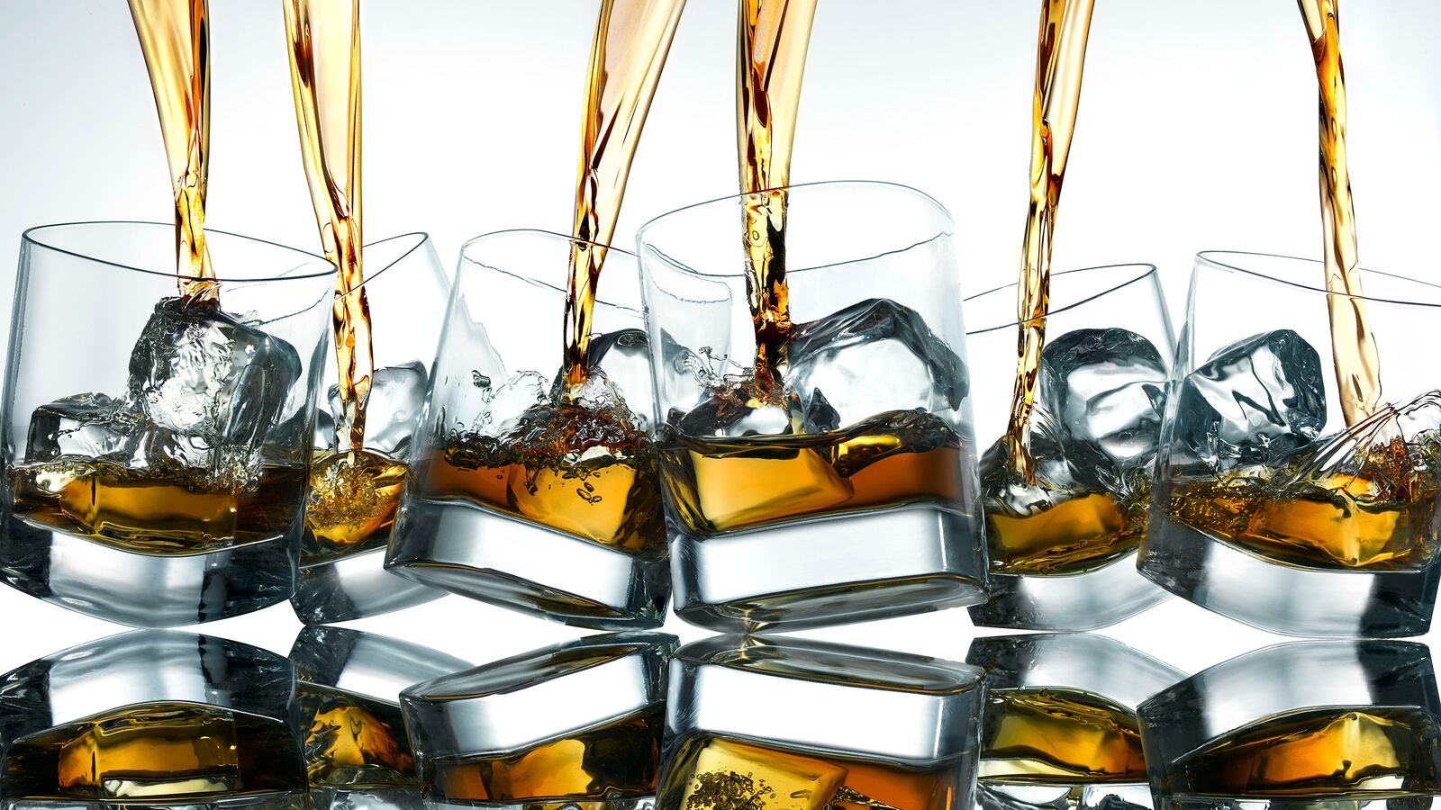 181217-wondrich-whiskey-tease_op6abu