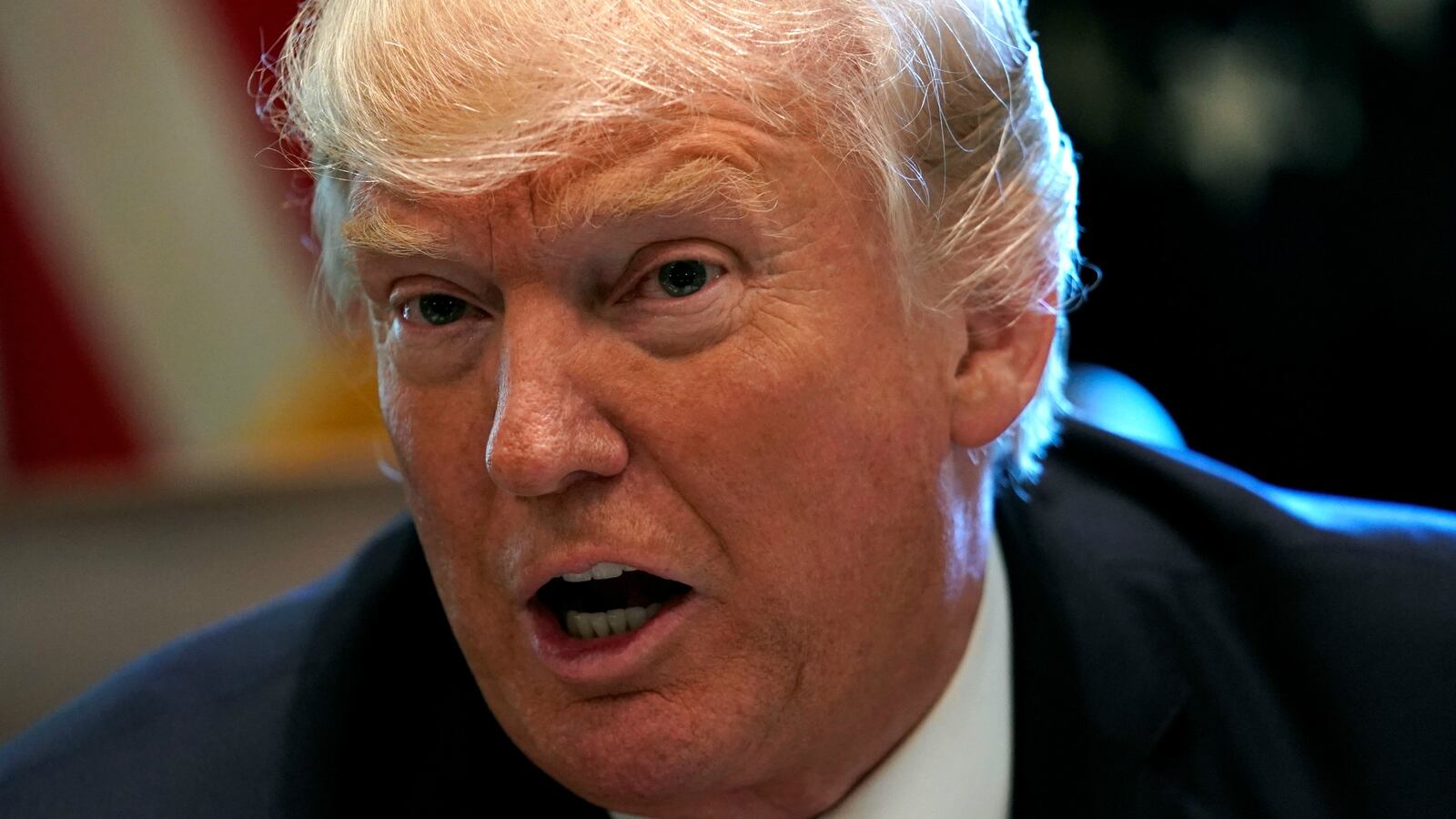 170712-trump-travel-ban-cheat_b9ahpd