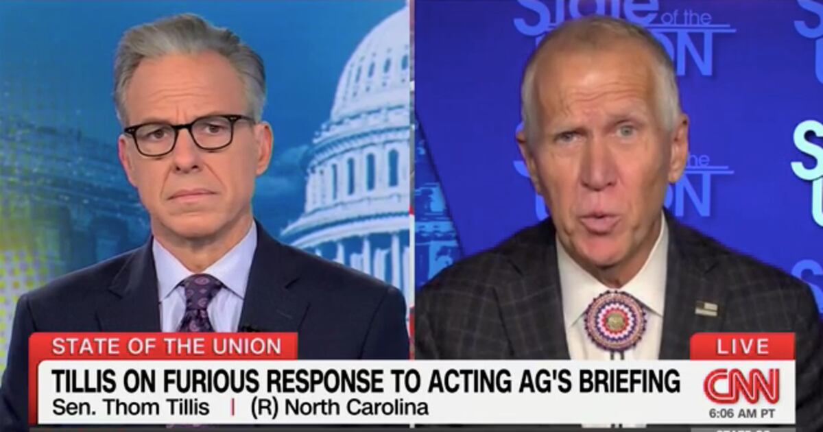 GOP Senator Revolts Against ‘Stupid on Stilts’ Trump Plan