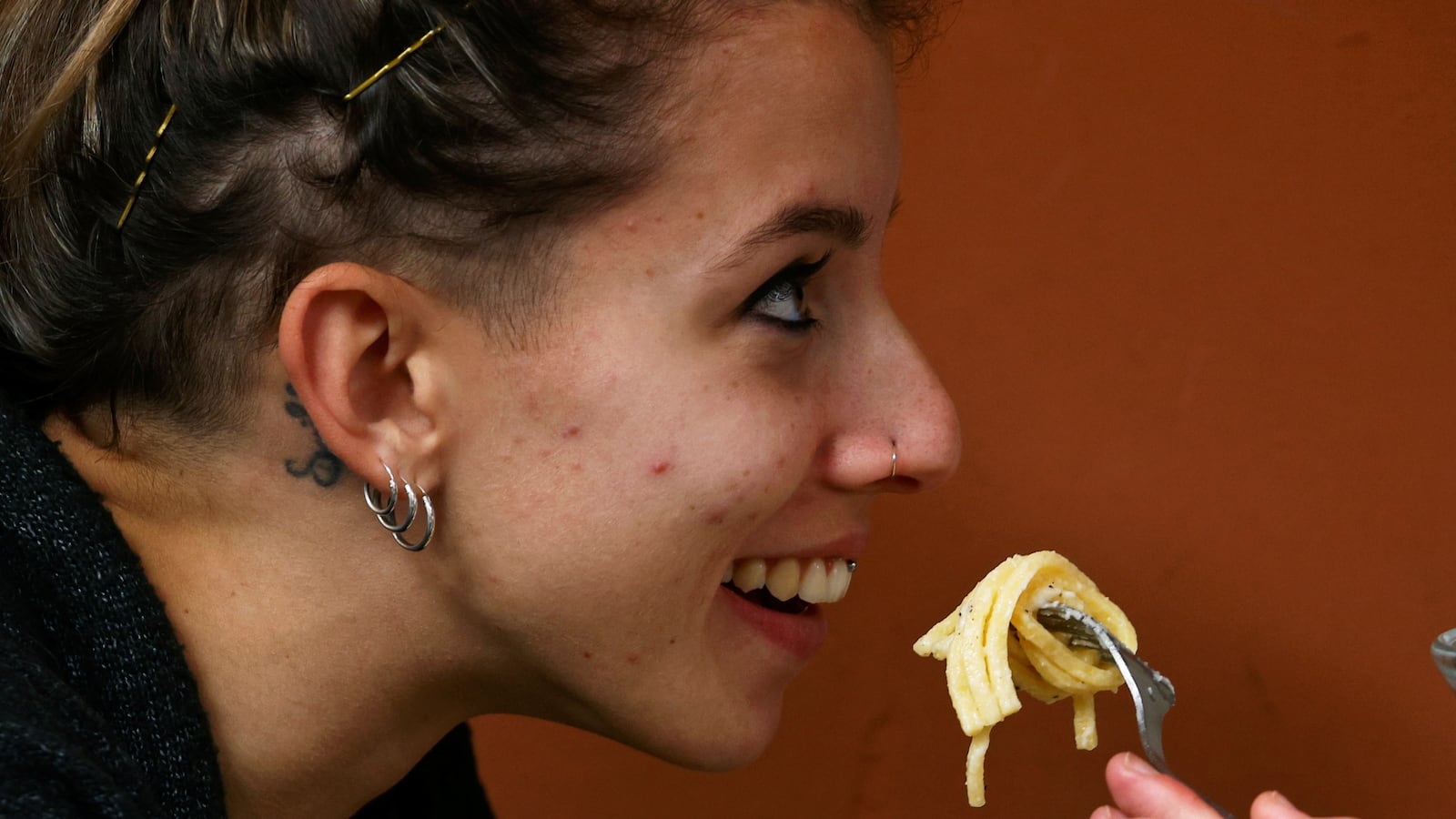 2021-02-01T131806Z_301865687_RC2PJL94G0X5_RTRMADP_3_HEALTH-CORONAVIRUS-ITALY_dqm679