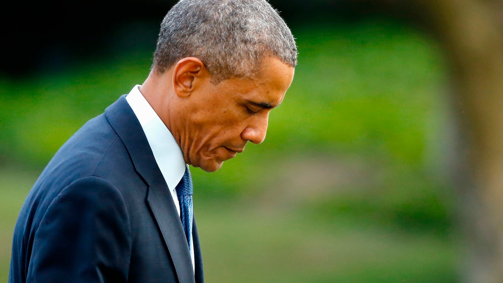 articles/2014/10/08/exposed-the-white-house-s-professor-in-chief/141008-alter-obama-tease_tt4tuq