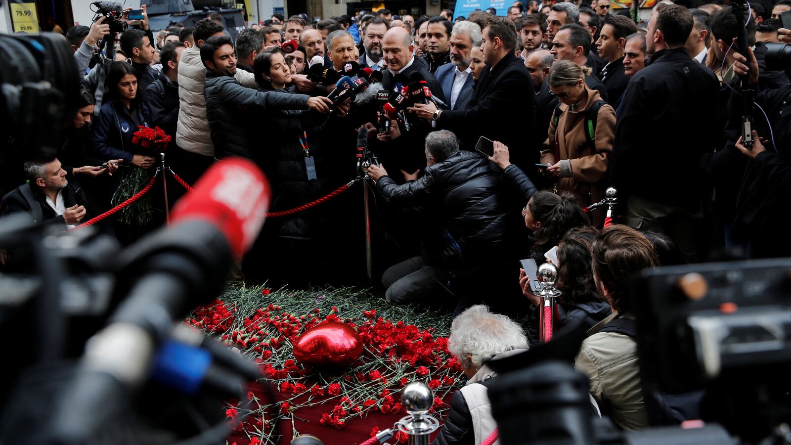 2022-11-14T092844Z_138355072_RC2LLX9TR4M7_RTRMADP_3_TURKEY-SECURITY_n6qtdm