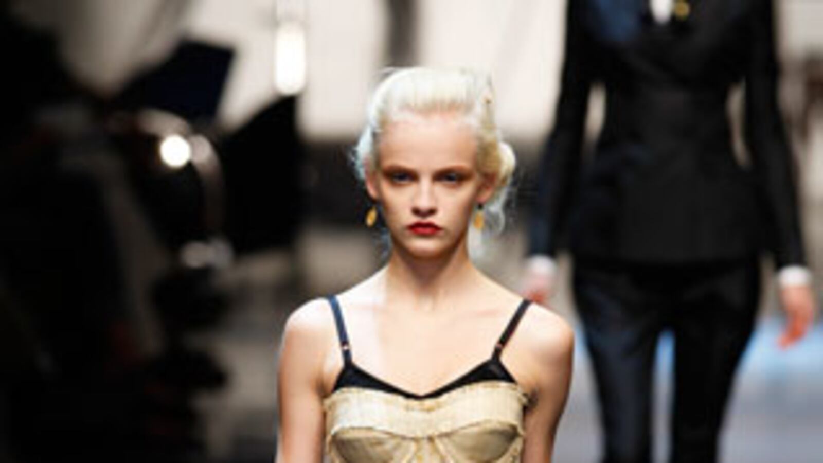 galleries/2010/06/15/cone-bras/cone-bras---dg_djmtbn