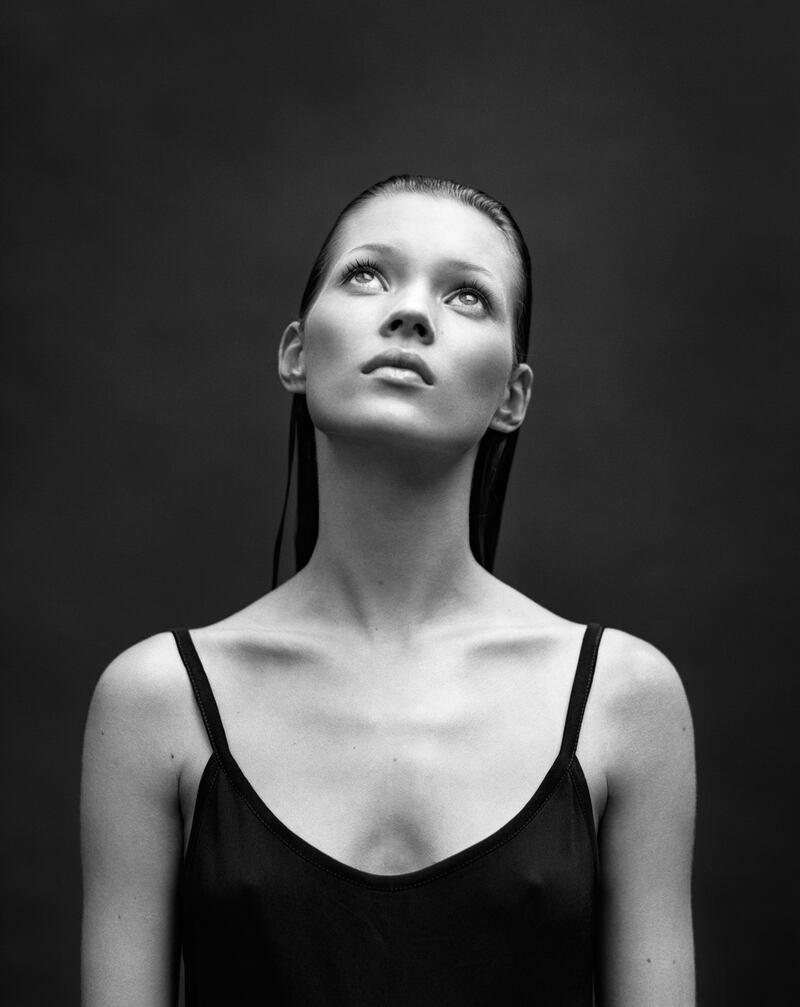 galleries/2012/11/15/kate-the-kate-moss-book-published-by-rizzoli-photos/14kate-moss12_a6khyj