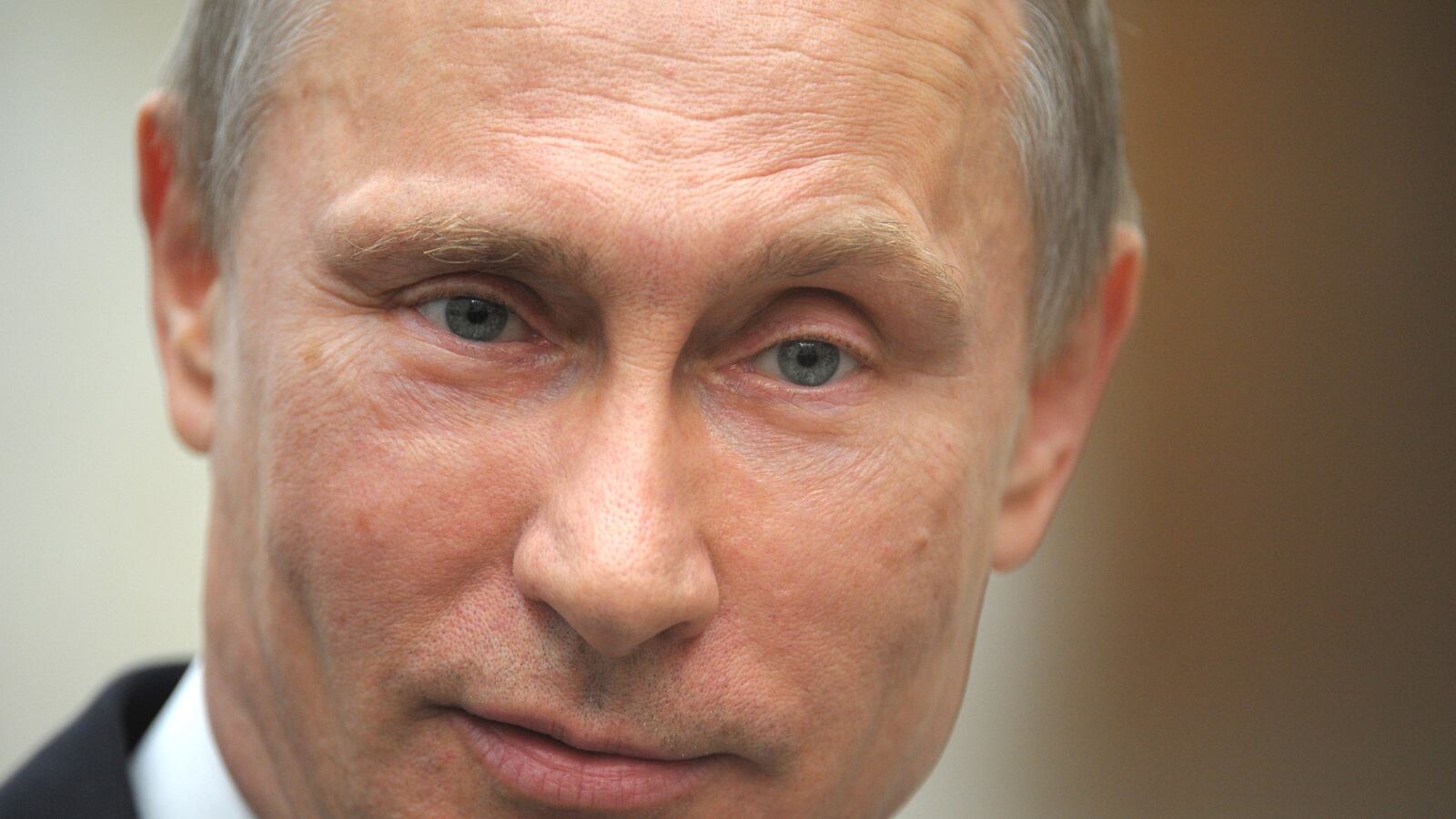 cheats/2014/05/02/u-s-sanctions-having-minimal-impact/140102-russia-cheat_btbzvr