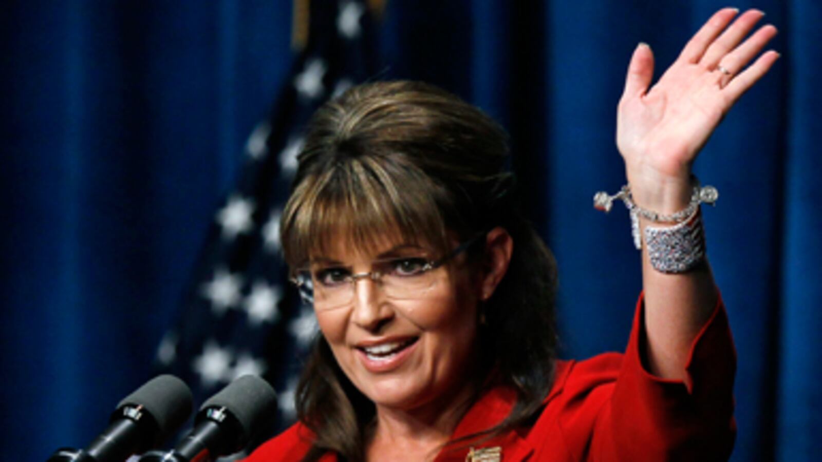 articles/2010/10/05/meghan-mccain-on-her-sarah-palin-problem/mccain-sarah-palin_131646_usrvuw